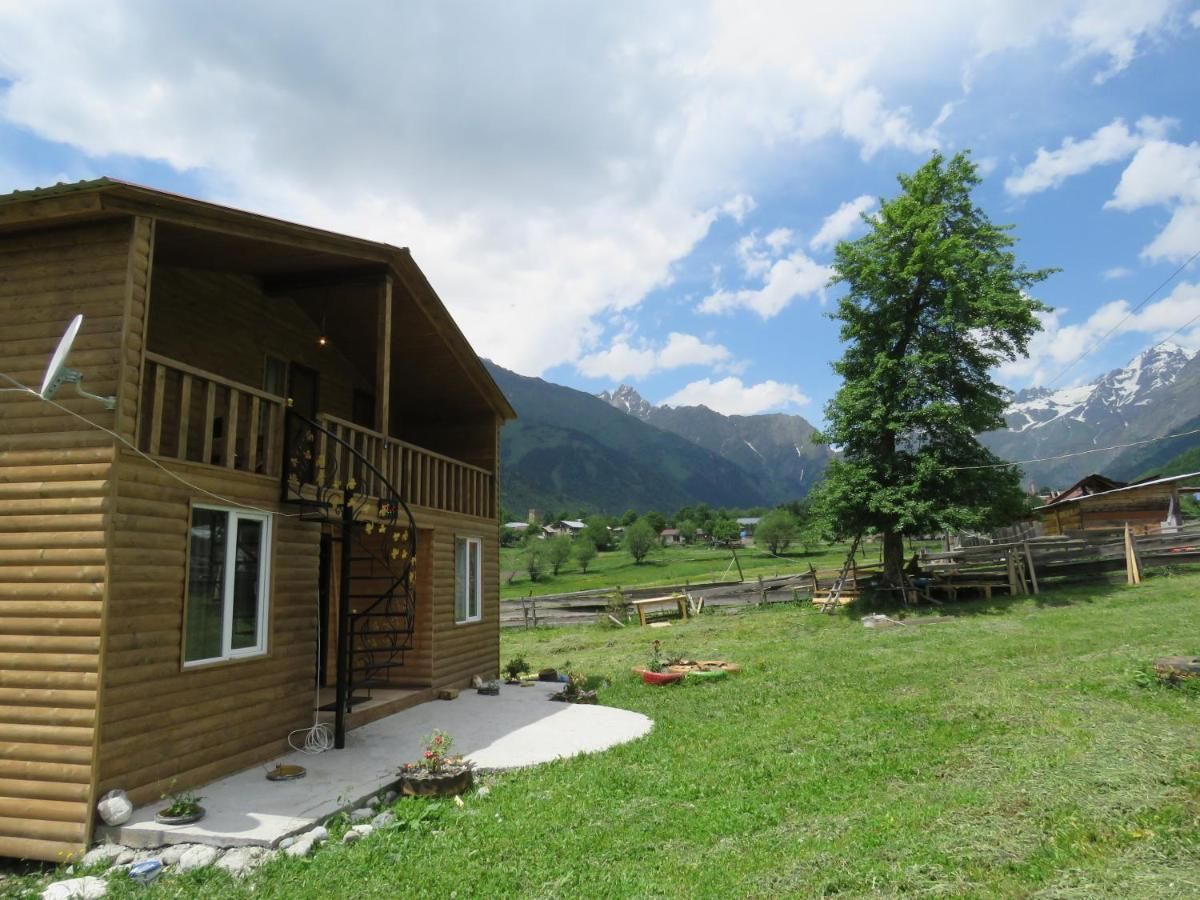 Гостевой дом Guest House Guli Местиа
